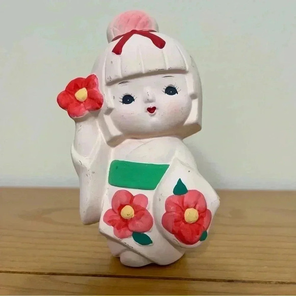 Toyo Geisha Kimono Girl Figurine Vintage 5.5in Bisque Vintage 60s 70s Japan - Picture 2 of 7